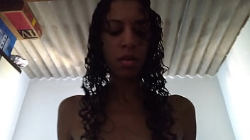 thumb jade sends a fr  iend to film it to show her h t to show her hu to show her hus