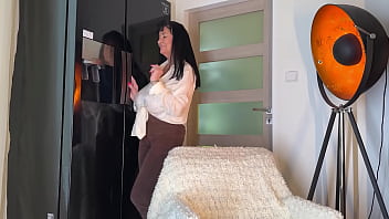 Private little masturbating home movie