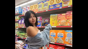 Camila showing off her nice ass in leggings