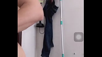 ScreenRecording 01-05-2018 22-51.MP4