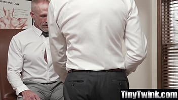 thumb the two men had  exchanged plenty of lingering ty of lingering ty of lingering 