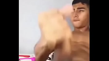 Dos cargas de latino