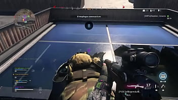 Ils M'ont Surpris En Train De Baiser Terriblement Riche Sur Le Toit