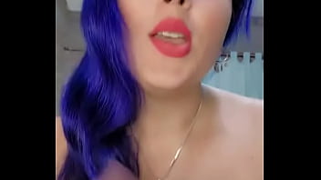 Size queen latina te humilla por tener una polla pequeandntildea