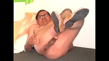 LEGS AND NUDE COMPILATION 32