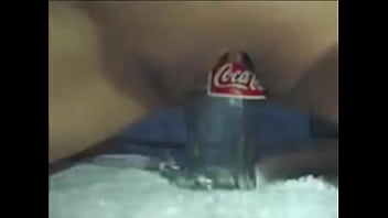 Bottle ride - XVIDEOS.COM