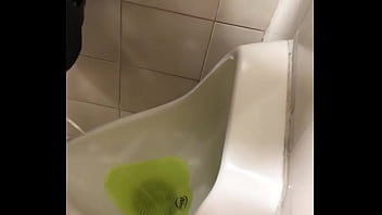 Poli orinando