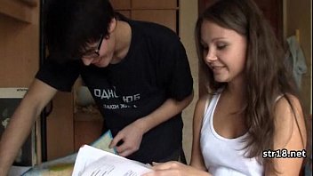 Amateur Straight French Teen Couple - XVIDEOS.COM