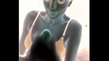thumb b bird blowjob   