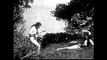 The Heat Of The Summer. Vintage Naturists - XVIDEOS.COM