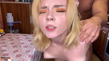 Hot Girl Sensual Sucking for Breakfast Cock and had Sex - Cum on Face