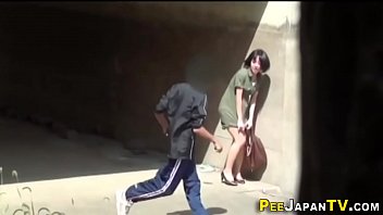 Japanese pissing babes