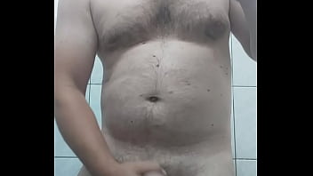 VID 337 Masturbare,imi beau propriul meu pisat,penetrare anala(4min)
