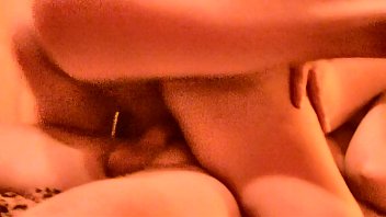 Leopardenfell-Orgie: Drei geile Hexen fickt hart!