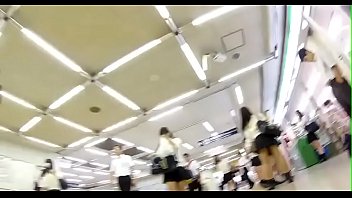 Encounter a group of JKs at a convenience store in the morning * Search by Kosatsu Select, a website specializing in personal photography