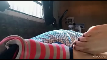 Solo footsie