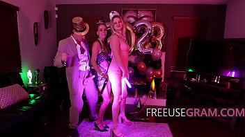 thumb stepmom and ste  pdaughter's free use new y fr ee use new y free use new years 