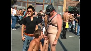 Folsom street fair 2006 public blow job