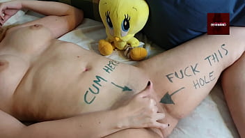 thumb fuck this hole  please  