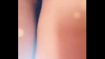 Hottie Petra get horny