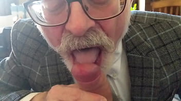 RabPickering cocksucking in a suit