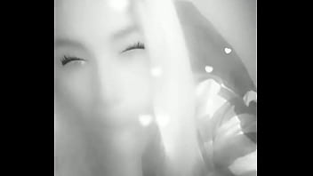 Belle Snowbunny Dévorant Colossal Légendairecock