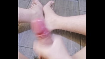 Korea 꽐라녀 화장실에 박아놓고 친구들이랑돌려묵기 2024 | XXXXVideo