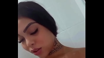 thumb nathi rodrigues  tomando banho instagram @nath instagram @nath instagram @natha