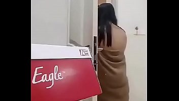 Eagle Boob Slip Show Delivery Guy
