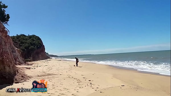 PERDEMOS A BUCETA E BOQUETE NO FUTEBOL PARA UM HOMEN QUE APARECEU DO NADA NA PRAIA - TRISAL - THREESOME - FUDEDORDEBUCETA2017 E LORRANY EXOTICA