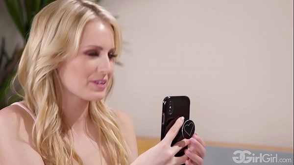 GirlGirl.com - Nudes on My Best Friends Phone