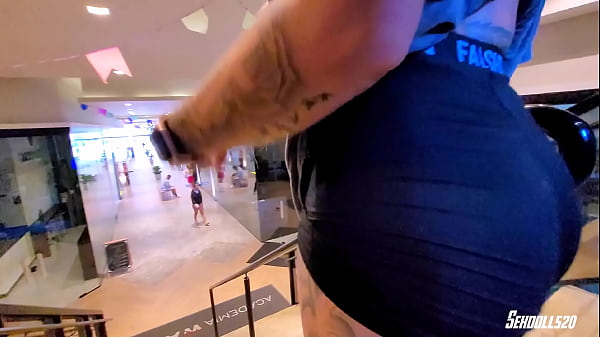 POV Novinha fitness - boquete surpresa! para o meu meio-irmão depois da academia - Sexdoll520