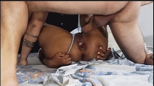 Beszélgetni akartam az apámmal, de végül tágított seggel kaptam el a belém élvezést