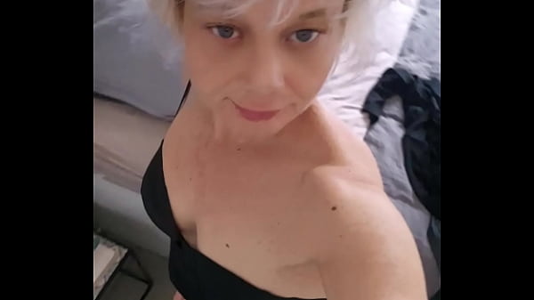 I'm hot, I want sex Thumbnail