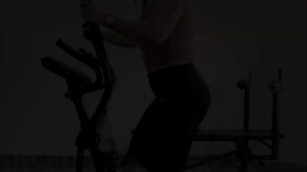 He masturbates in the gym when he talks to his lover