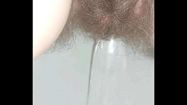 Your pissing girl Thumbnail