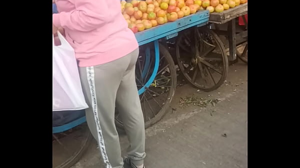 Big ass aunt in market Thumbnail