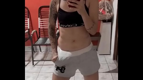 Rayssa Kenya puta oferecida se rebolando