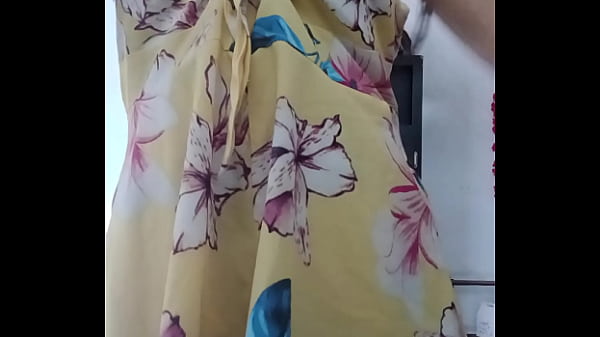 This innocent girl lets herself be recorded while asking me for an anal. Teen18