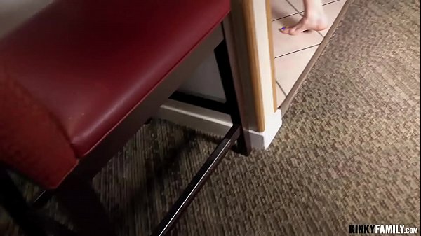 Kinky Family - Fucking my sweet horny steppie Nikole Nash