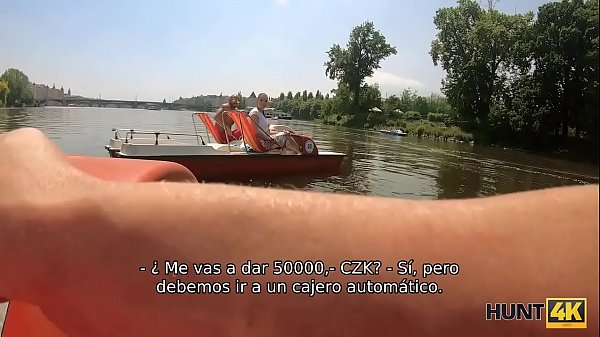 HUNT4K. Coqueta dama con formas naturales obtiene buen dinero
