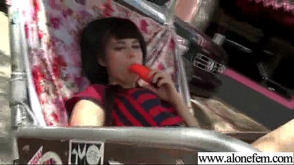 Freak Alone Girl Please Herself On Cam video-22 Thumbnail