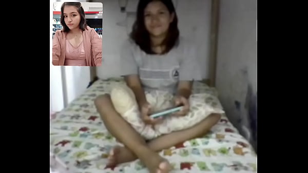 Perla nuestra zorrita peruana se abre de piernas