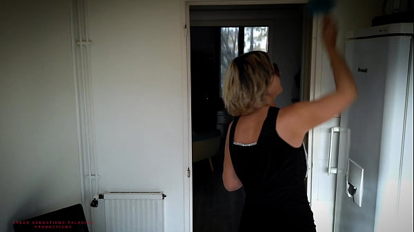 Stepmom Mature 47 Years, Does The Housework, Stepson Opens Fly And Pulls Out His Cock.