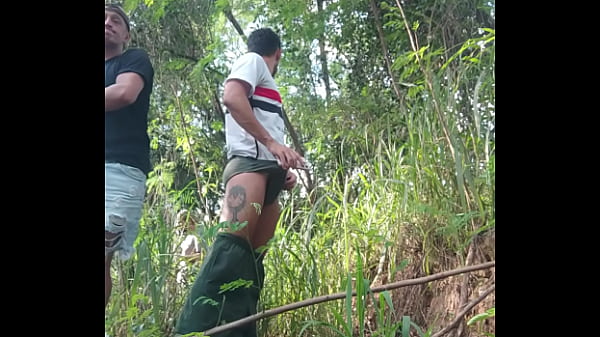 Encontrei ele na Trilha gozei dentro dele - Celular escondido