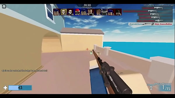 joven mano ido mueve a mujersuela azul thumbnail