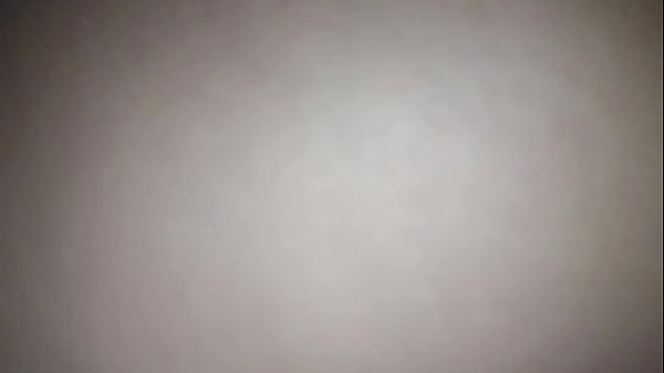 ENCUENTRO A LA MAMA DE MI MEJOR AMIGO EN LA CAMA pt1