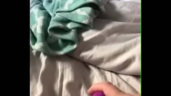 Girlfriend playing Thumbnail