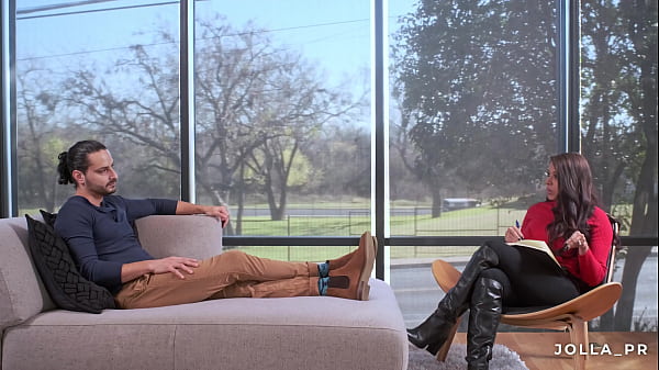 I finally got my psychology patient to fuck me in the office