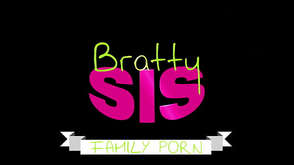 Gianna Dior Lets Stepbro Fondle Her Hot Body to Distract from Hotel Emergency – S9:E2